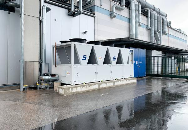 Prozessk&uuml;hlung mit integrierter Freik&uuml;hlung f&uuml;r die Herstellung von Sicherheitsfolien