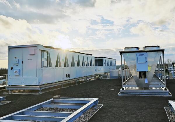 Colocation-Rechenzentrumsk&uuml;hlung mit R290 f&uuml;r PENTA INFRA